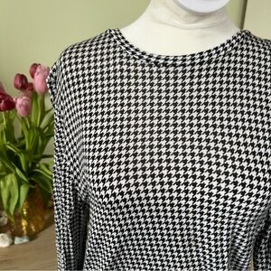 PRIMARK Houndstooth Print Long-Sleeve Crewneck Lightweight Soft Comfy T-Shirt M